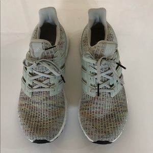 Adidas UltraBOOST - Ash Silver/Carbon/Core Black